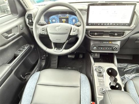 New 2025 Ford Bronco Sport Outer Banks image 12