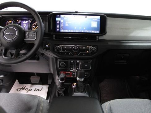 Used 2024 Jeep Wrangler Sport AWD/4WD image 26
