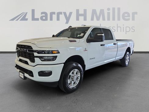New 2025 RAM 2500 Big Horn AWD/4WD image 1