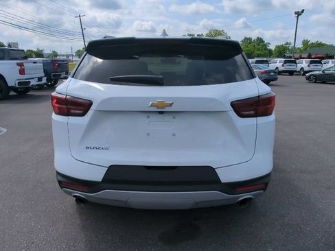 New 2026 Chevrolet Blazer LT w/ Convenience Package FWD image 30