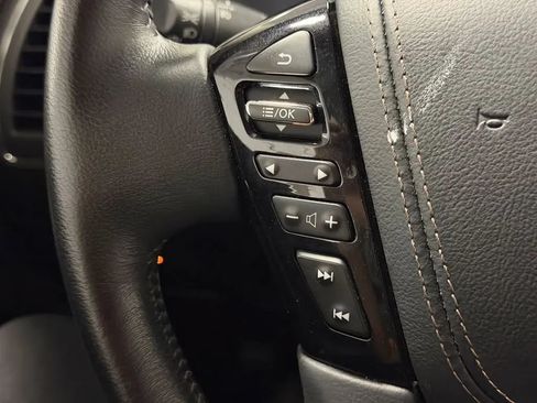 Used 2022 Nissan Armada Platinum w/ Captain's Chairs Package RWD image 31
