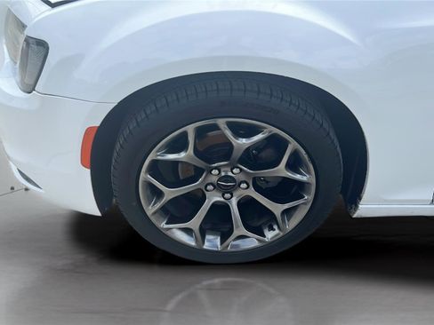 Used 2016 Chrysler 300 S RWD image 20