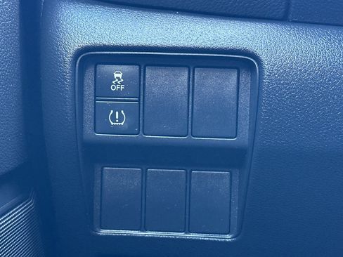 Certified 2019 Honda CR-V LX image 31