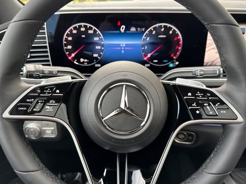 New 2026 Mercedes-Benz GLS 450 4MATIC image 21