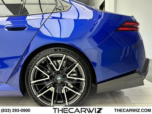 Used 2026 BMW M5 AWD/4WD image 17