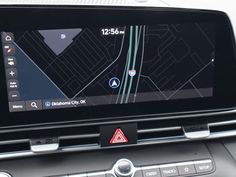 New 2025 Hyundai Elantra Limited image 16