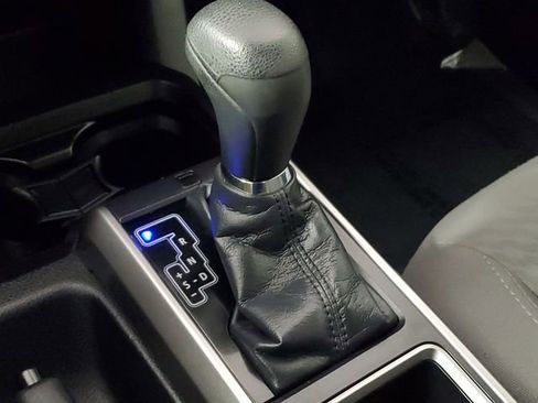 Used 2021 Toyota Tacoma SR5 image 31