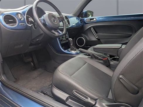 Used 2019 Volkswagen Beetle 2.0T SE image 13