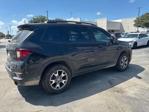 Used 2023 Honda Passport TrailSport image 5