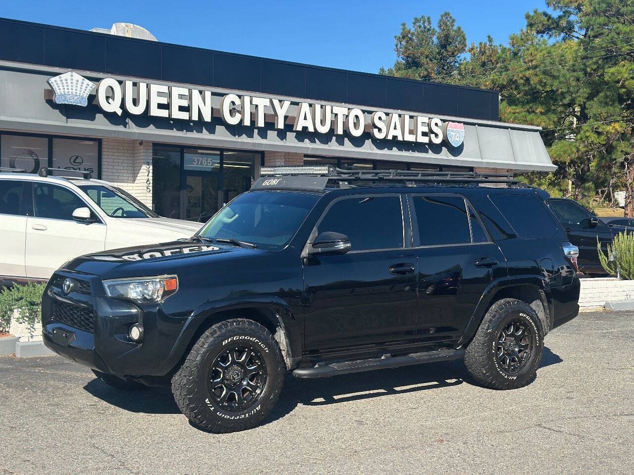 Used 2016 Toyota 4Runner 4WD image 1