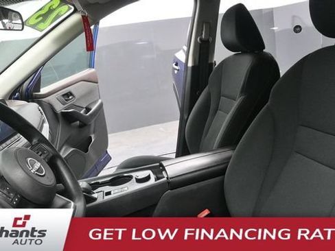Used 2023 Nissan Rogue S AWD/4WD image 19