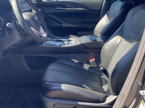 Used 2025 INFINITI QX60 Pure image 15