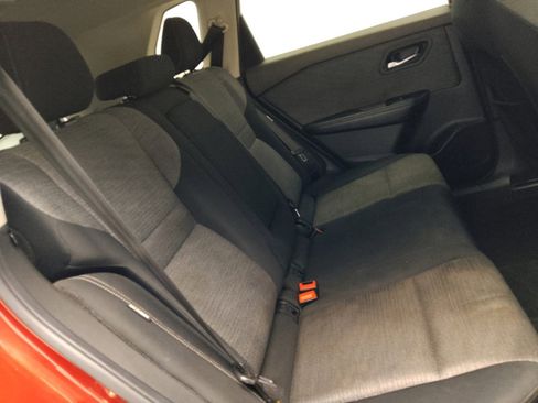 Used 2021 Nissan Rogue SV FWD image 19