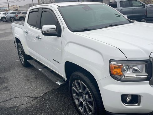 Used 2018 GMC Canyon Denali image 5