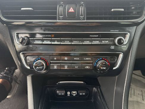 Used 2019 Kia Optima EX FWD image 21
