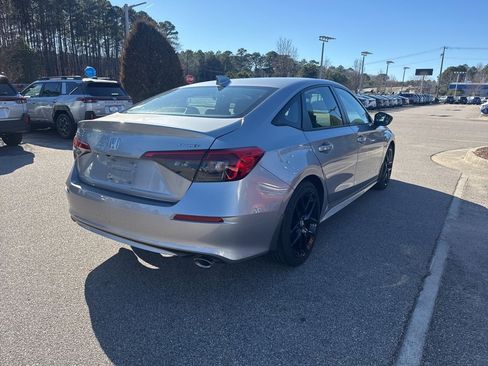 Used 2023 Honda Civic Sport image 5