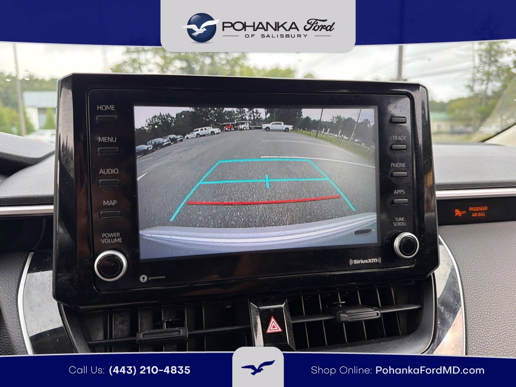 Used 2022 Toyota Corolla LE FWD image 11