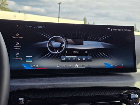 Used 2025 BMW i4 xDrive40i w/ M Sport Package AWD/4WD image 28