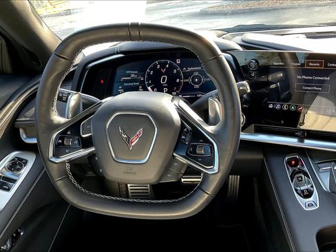 Used 2022 Chevrolet Corvette Stingray Coupe RWD image 6