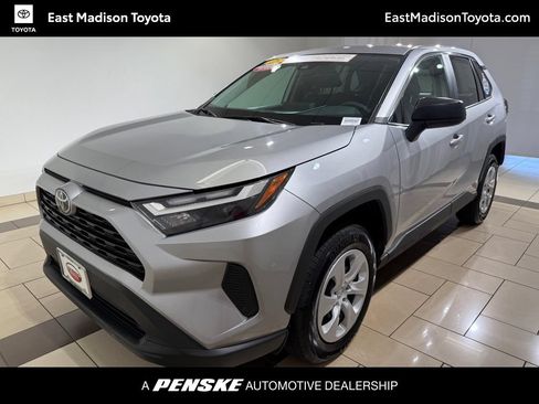 Certified 2025 Toyota RAV4 LE AWD/4WD image 1
