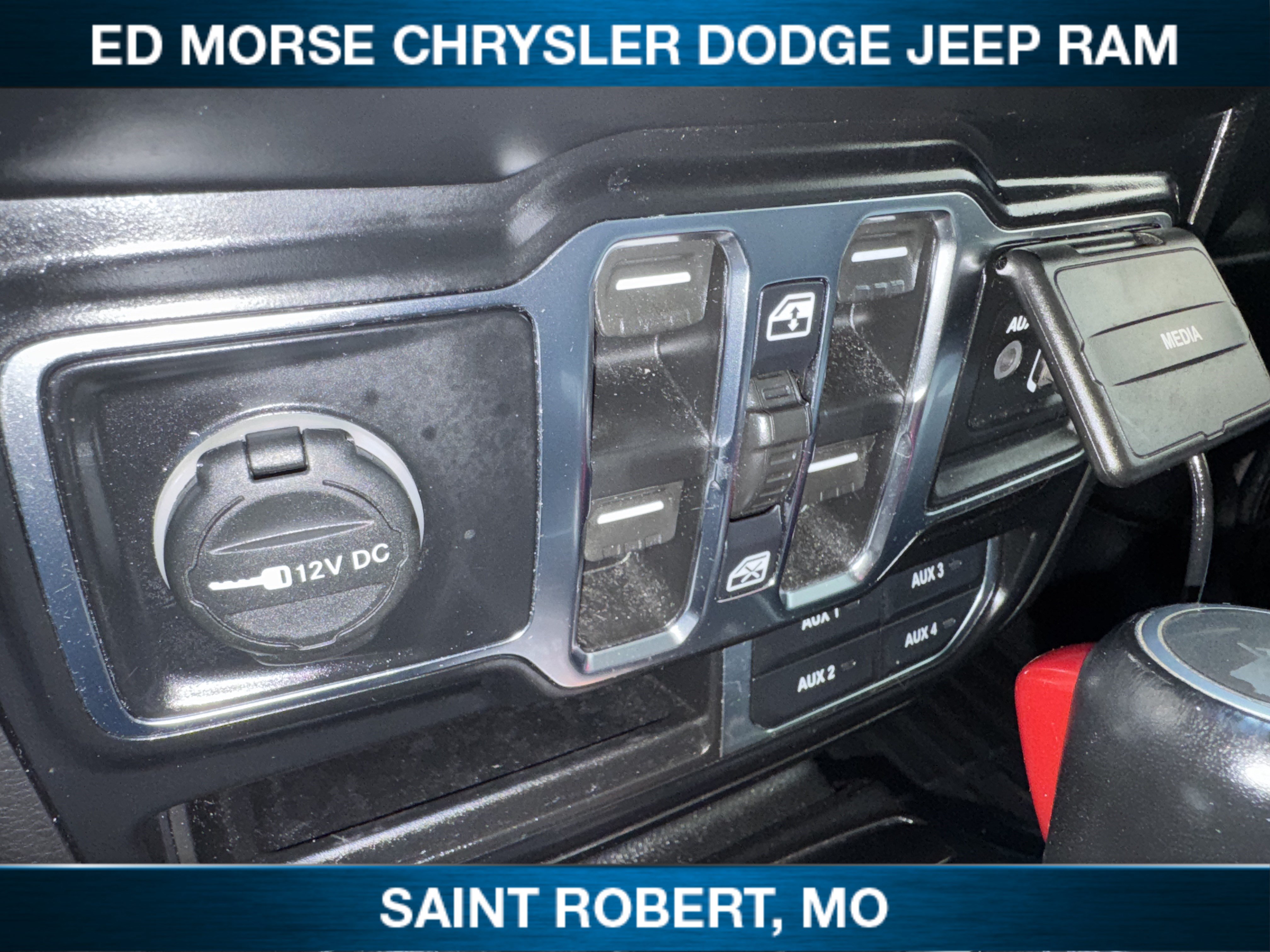 Used 2021 Jeep Wrangler Unlimited Sahara AWD/4WD image 15