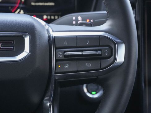 Used 2026 GMC Terrain Elevation w/ Elevation Premium Package image 18