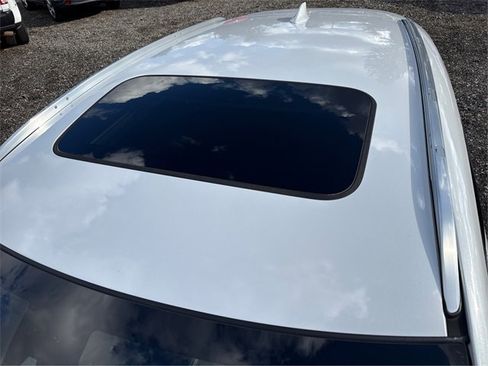 Used 2021 Honda HR-V EX image 13