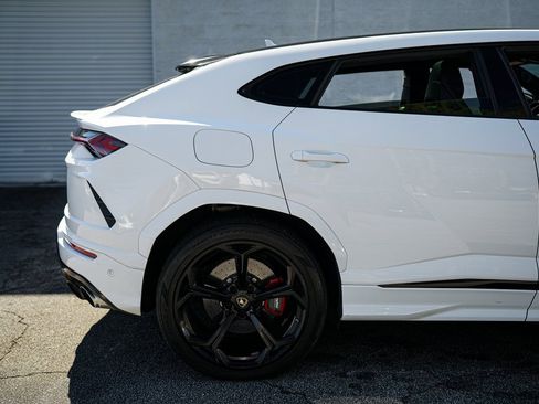 Used 2021 Lamborghini Urus image 15