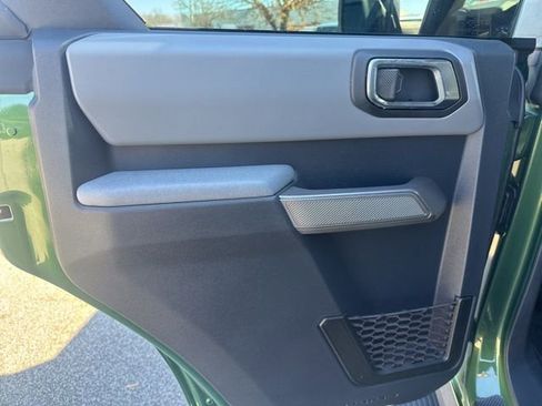 Used 2022 Ford Bronco Black Diamond image 24