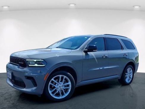 Used 2024 Dodge Durango GT AWD/4WD image 2