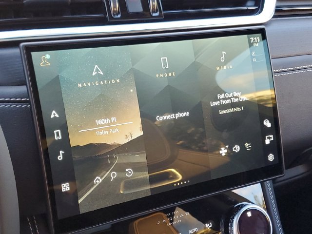 New 2026 Jaguar F-PACE R-Dynamic S AWD/4WD image 32