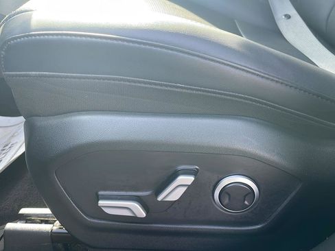 Used 2025 Hyundai Santa Fe SEL image 12