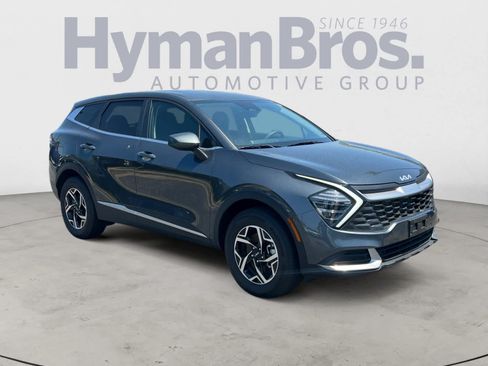 Certified 2025 Kia Sportage LX AWD/4WD image 1