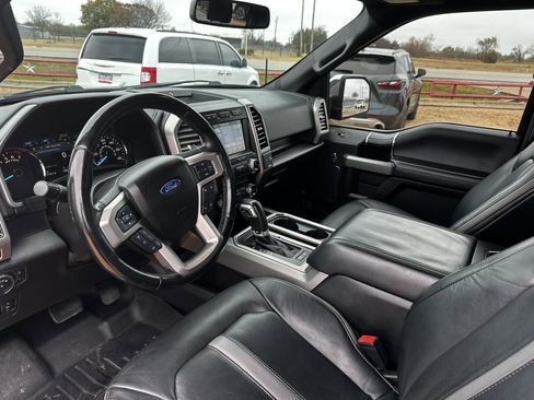 Used 2018 Ford F150 Platinum w/ Equipment Group 701A Luxury image 18