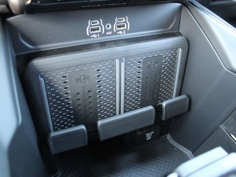 New 2026 RAM 2500 Laramie AWD/4WD image 26