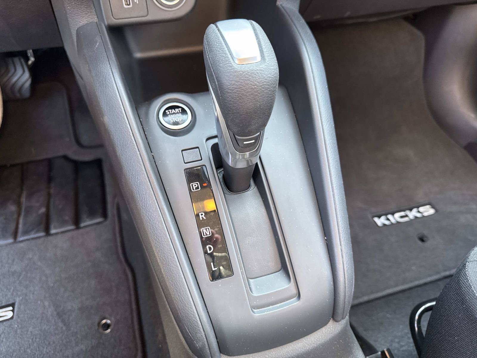 Used 2025 Nissan Kicks Play S FWD image 37