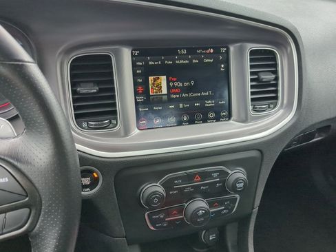 Used 2020 Dodge Charger SXT w/ Cold Weather Package image 29