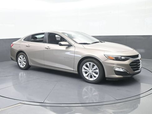 Used 2024 Chevrolet Malibu LT FWD image 8