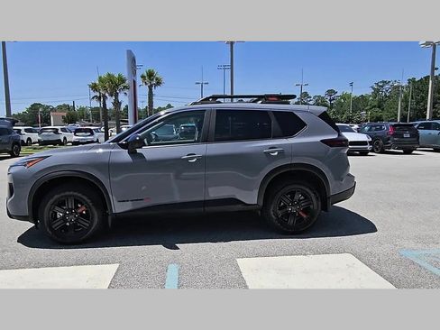 Used 2026 Nissan Rogue SV AWD/4WD image 27