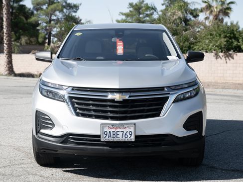 Used 2022 Chevrolet Equinox LS w/ LPO, Floor Liner Package image 2