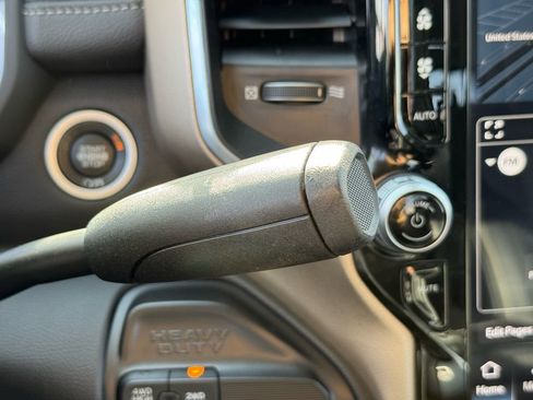 Used 2024 RAM 2500 Laramie image 32