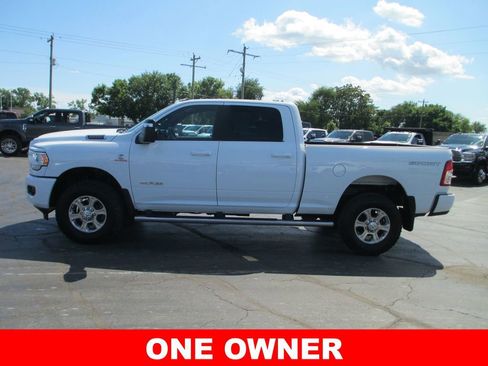 Used 2024 RAM 2500 Big Horn w/ Sport Appearance Package AWD/4WD image 10