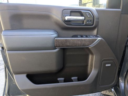 Used 2021 GMC Sierra 2500 Denali image 9