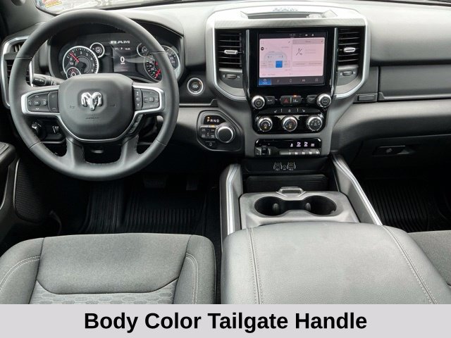 Used 2025 RAM 1500 Big Horn AWD/4WD image 19