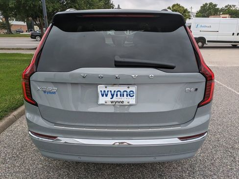 New 2026 Volvo XC90 B6 Plus w/ Protection Package Premier AWD/4WD image 5