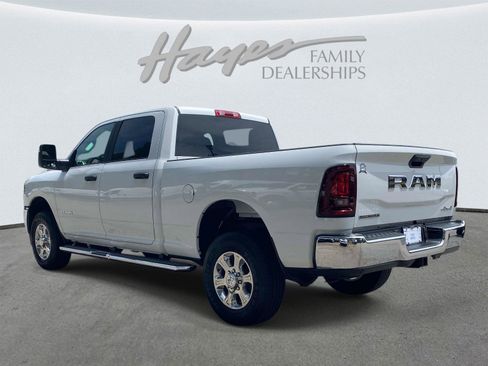 Used 2026 RAM 2500 Big Horn AWD/4WD image 8