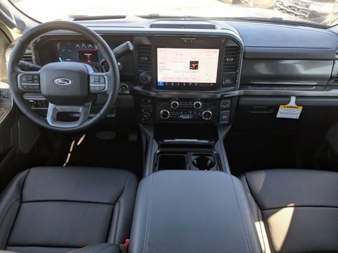 New 2026 Ford F250 Lariat w/ Black Appearance Package image 15