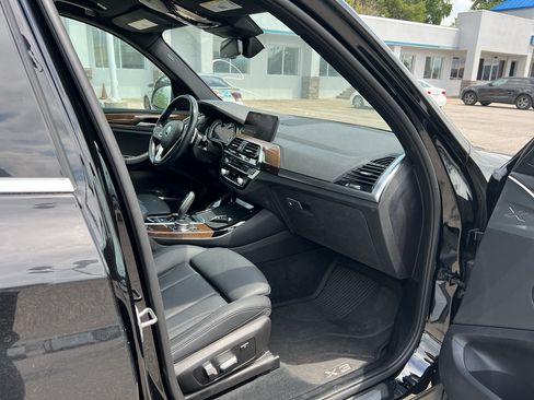 Used 2019 BMW X3 sDrive30i w/ Driving Assistance Package RWD image 12