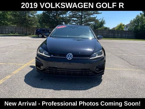 Used 2019 Volkswagen Golf R 4-Door AWD/4WD image 8
