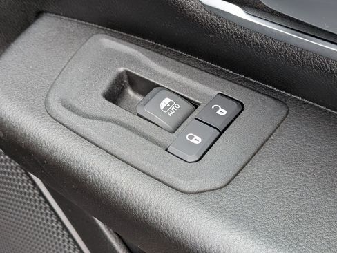 Used 2025 RAM 1500 Big Horn AWD/4WD image 35